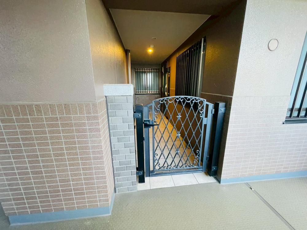 3LDK All-Electric Apartment in Yokohama Asahi Ward - 74.83m2 - Thumbnail 3