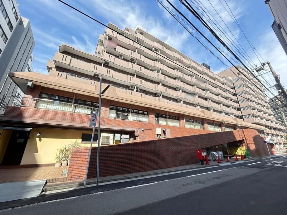 Renovated 2LDK Apartment for Sale in Nishi Ward, Yokohama - Thumbnail 2