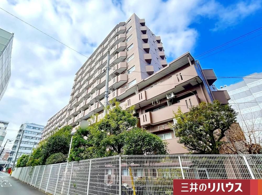 Renovated 2LDK Apartment for Sale in Nishi Ward, Yokohama - Thumbnail 3