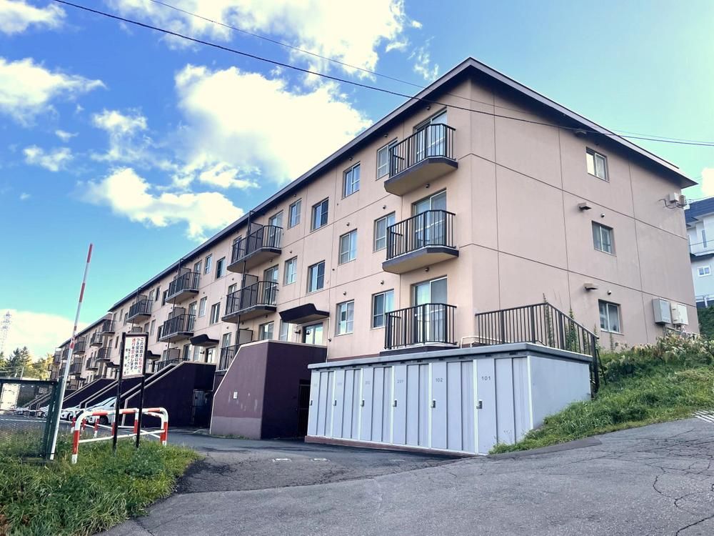 3LDK Apartment for Sale in Otaru, Hokkaido - 63.16m2 - Thumbnail 2
