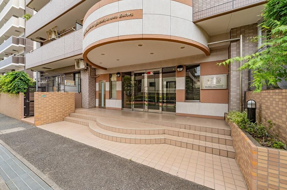 Renovated 3LDK Condo with Roof Balcony in Saitama - Thumbnail 2