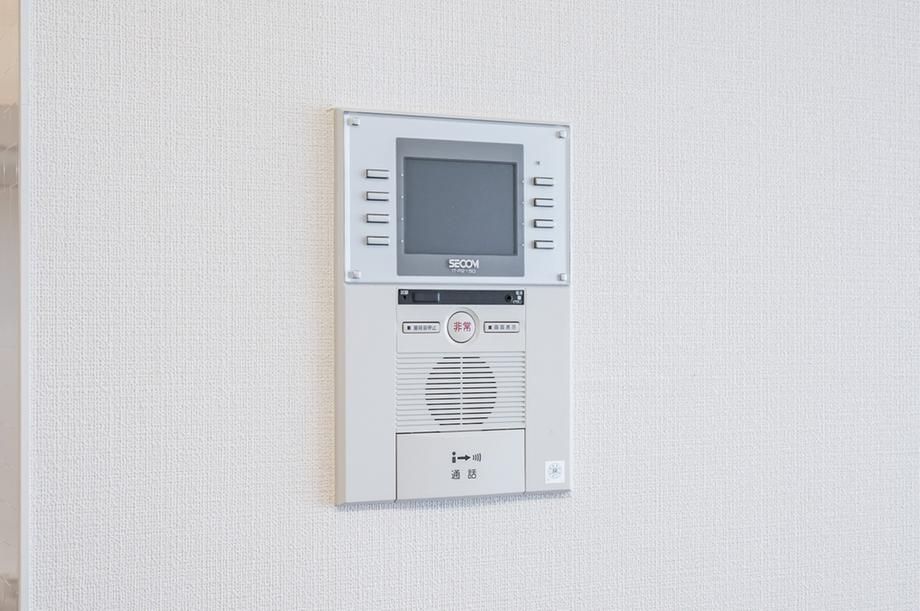 Renovated 3LDK Condo with Roof Balcony in Saitama - Thumbnail 3