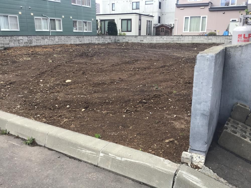 Building Plot for Sale in Higashi Ward, Sapporo – 167.81 m² - Thumbnail 3