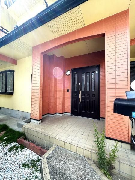 4LDK Family House for Sale in Quiet Kumamoto Neighborhood - Thumbnail 2