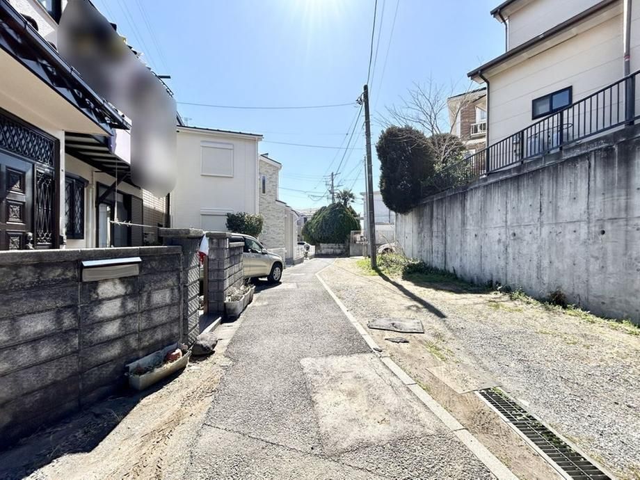 Land for Sale in Totsuka, Yokohama - 158.66 sqm Corner Plot - Thumbnail 2