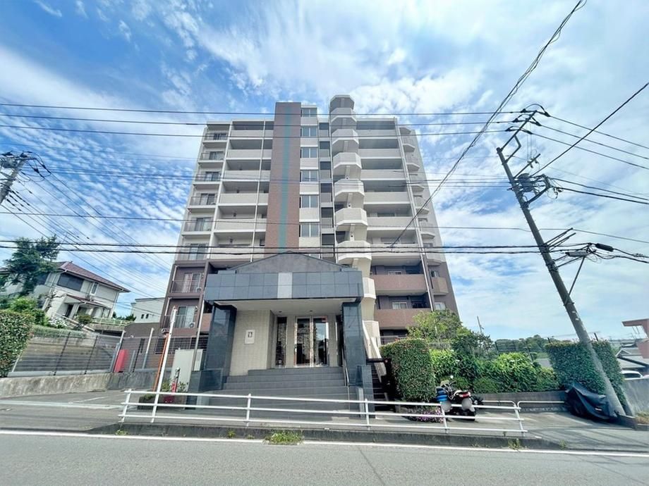 1979 RC Apartment in Yokohama Izumi Ward - Thumbnail 3