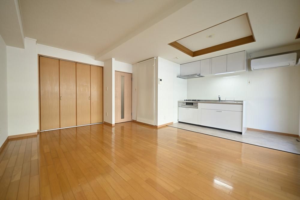 Renovated Studio Apartment for Sale in Kotoni, Sapporo - Thumbnail 3