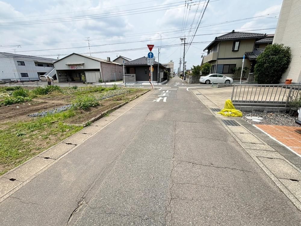212.83 sqm Land Plot for Sale in Kotozuka, Gifu City - Thumbnail 4