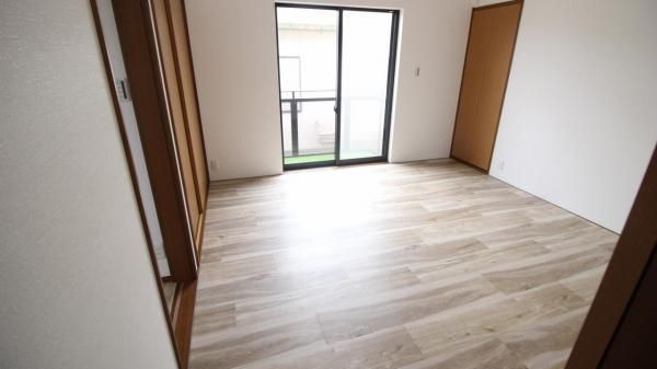 Renovated 5LDK House in Ryugasaki, Ibaraki - 128m2 - Thumbnail 4