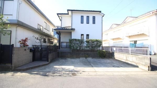 Renovated 5LDK House in Ryugasaki, Ibaraki - 128m2 - Thumbnail 2