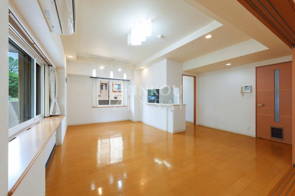 3LDK Apartment for Sale in Hakodate, Hokkaido - 97m2 - Thumbnail 2