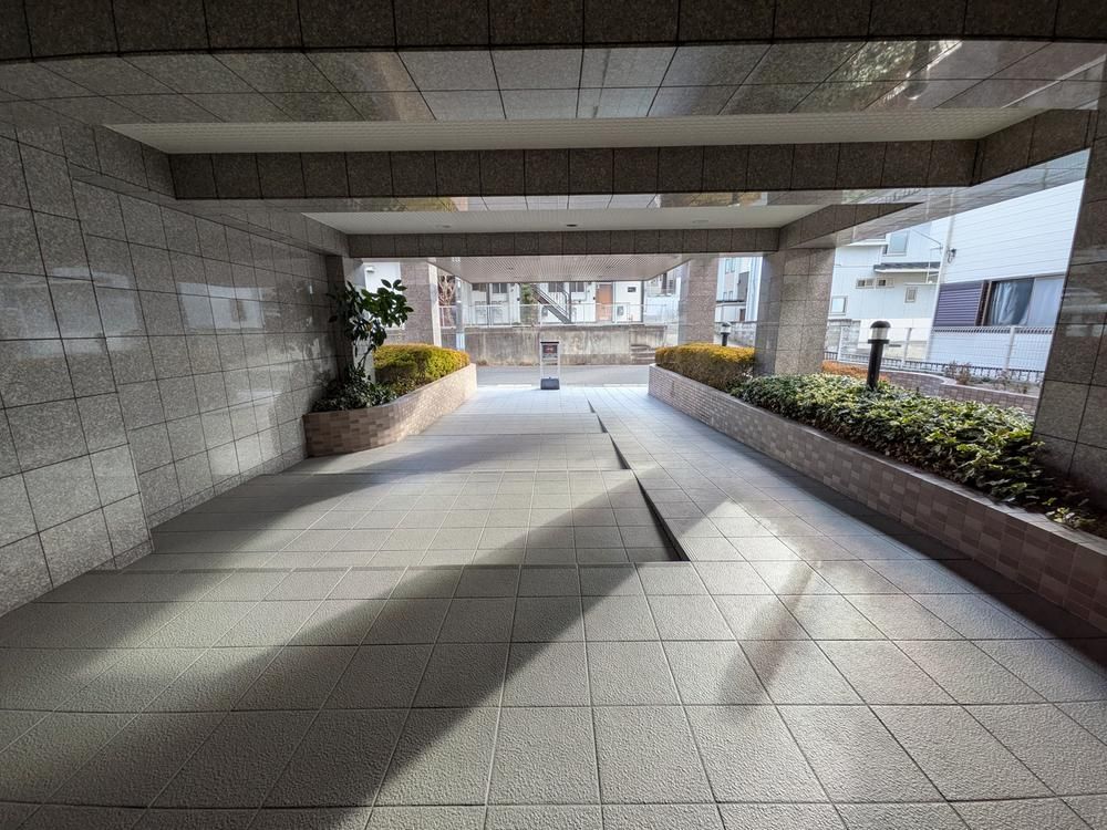 Spacia Yamanote-cho 4LDK Apartment for Sale in Sendai - Thumbnail 2