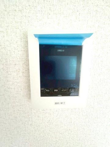 Renovated 2LDK Apartment for Sale in Midori Ward, Yokohama - Thumbnail 3