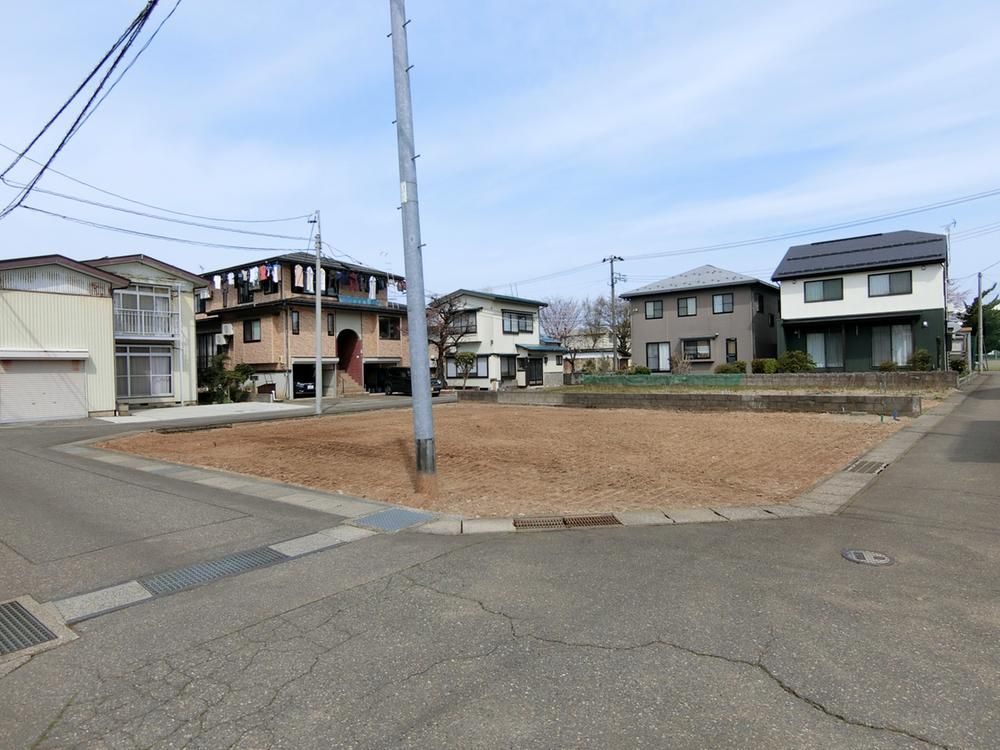 Land for Sale in Saiwai-cho, Joetsu, Niigata - 233.71 sqm - Thumbnail 4