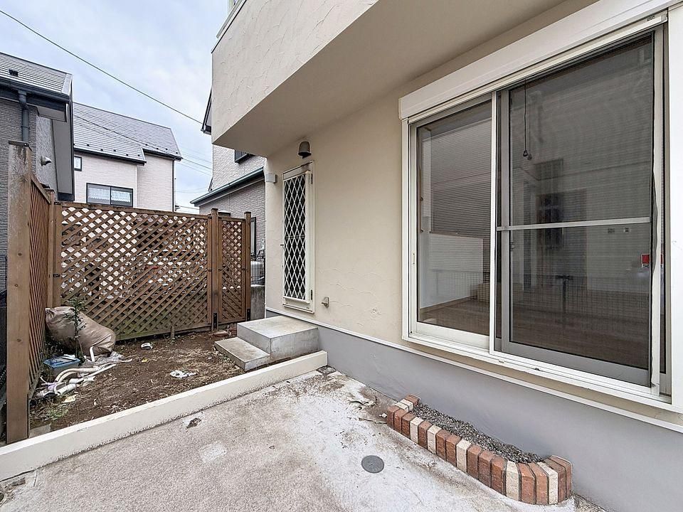 Renovated 4LDK+S Designer House in Kawaguchi, Saitama - Thumbnail 3