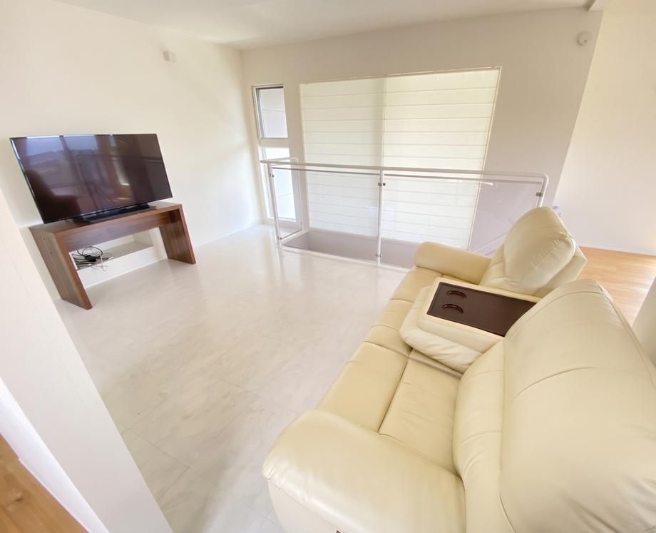 Modern 3LDK House with Ocean View in Hayama, Kanagawa - Thumbnail 4