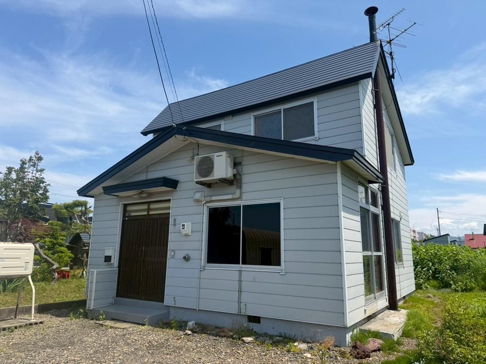 3LDK Detached House for Sale in Bibai, Hokkaido - 82.8 sqm - Thumbnail 2