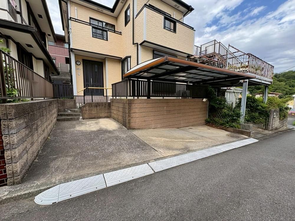 3LDK Detached House for Sale in Kanazawa Ward, Yokohama - Thumbnail 2