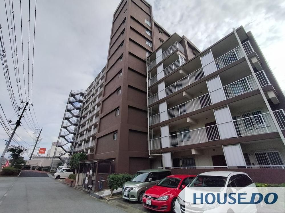 2LDK Apartment for Sale in Toride, Ibaraki - 56.29 sqm - Thumbnail 2