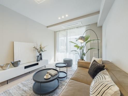 2LDK Apartment for Sale in Shibuya, Tokyo - 93.45m² - Thumbnail 3