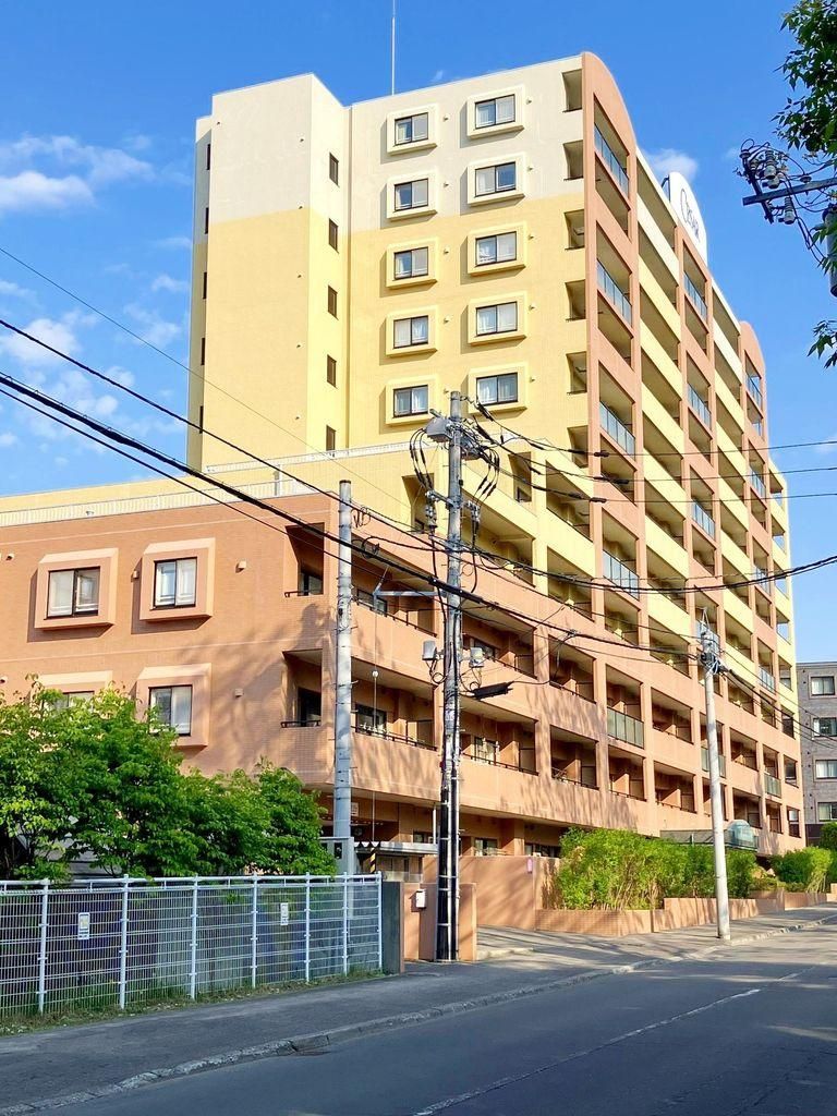 3LDK Apartment for Sale in Sapporo Chuo Ward, 84.37 sqm - Thumbnail 3
