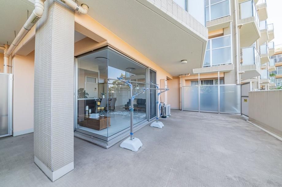 3LDK Apartment for Sale in Takatsu Ward, Kawasaki, 74m2 - Thumbnail 2
