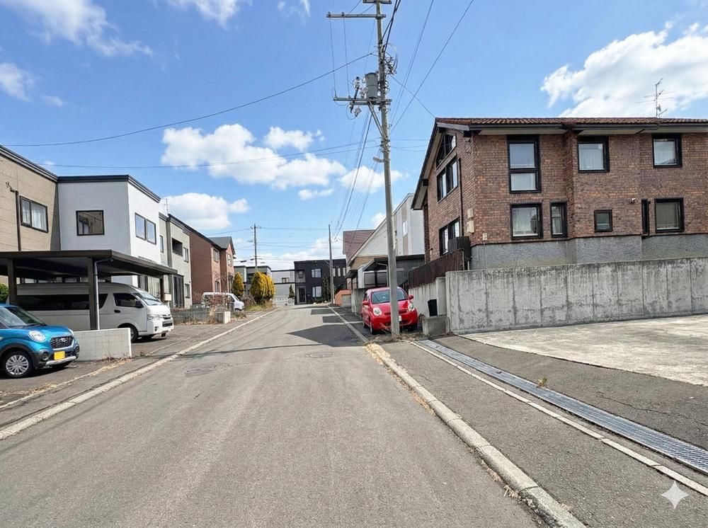 3LDK House for Sale in Kitahiroshima, Hokkaido - 112m2 - Thumbnail 2