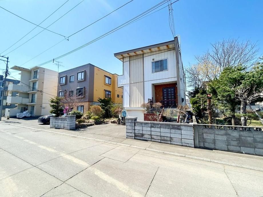 Land for Sale in Kita Ward, Sapporo - 323.96 sqm - Thumbnail 3