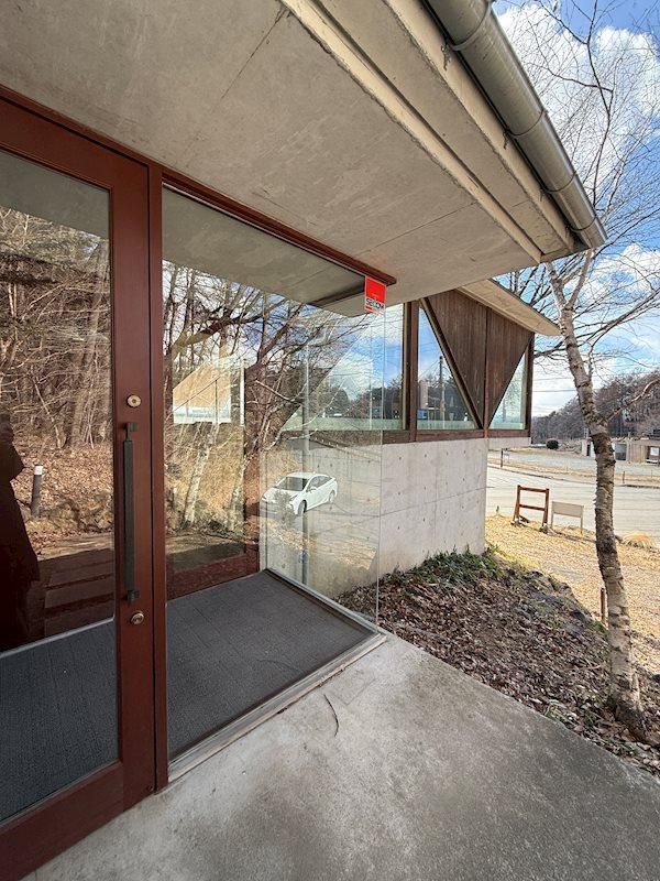 Modern 1LDK House on Large Plot in Miyota, Nagano - Thumbnail 4