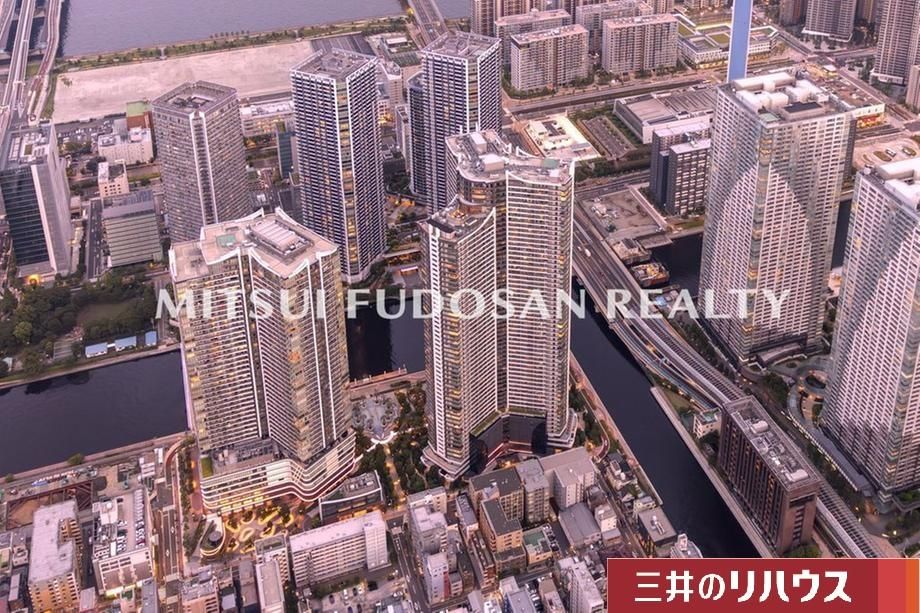 Park Tower Kachidoki South 2LDK Apartment in Chuo, Tokyo - Thumbnail 4