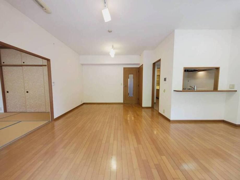 3LDK Apartment for Sale in Kochi City, 90.11 sqm - Thumbnail 4