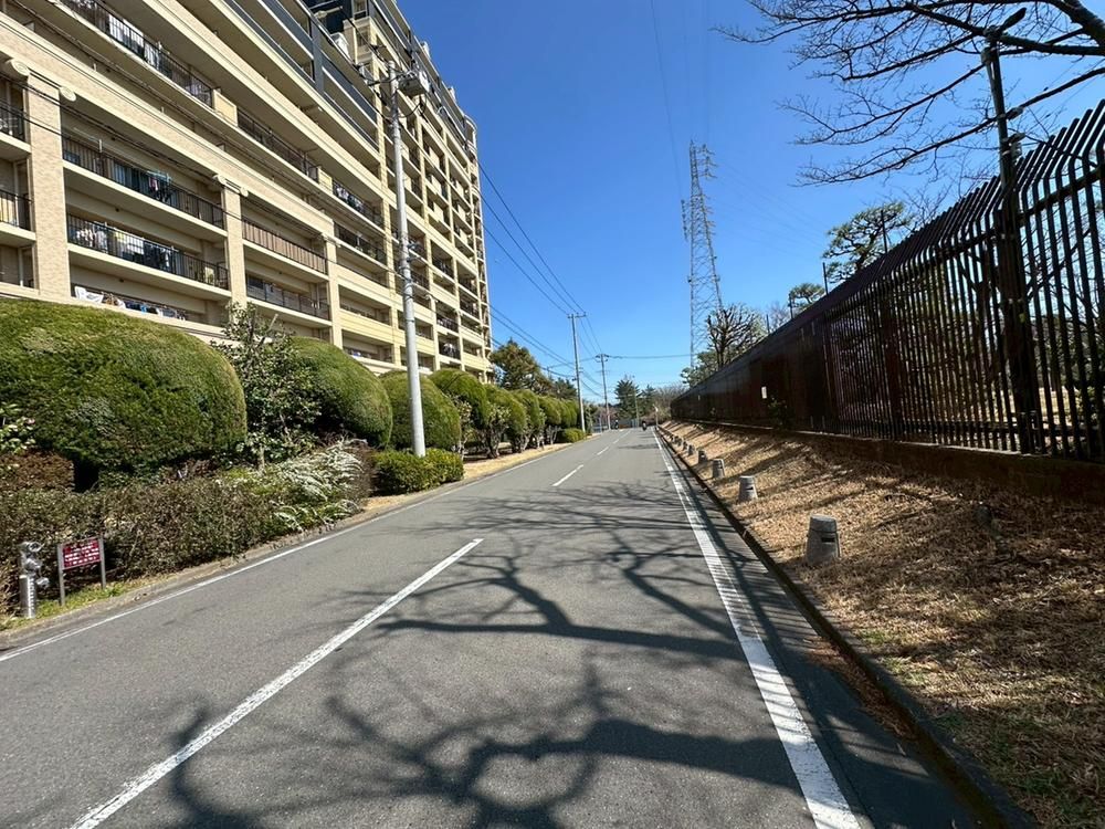 3LDK Apartment for Sale in Tama-ku, Kawasaki City - Thumbnail 3