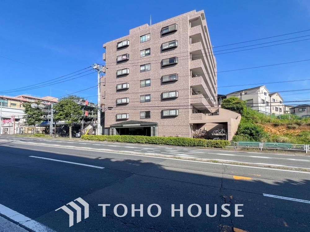 3LDK Apartment for Sale in Asahi-ku, Yokohama with Mt Fuji View - Thumbnail 2