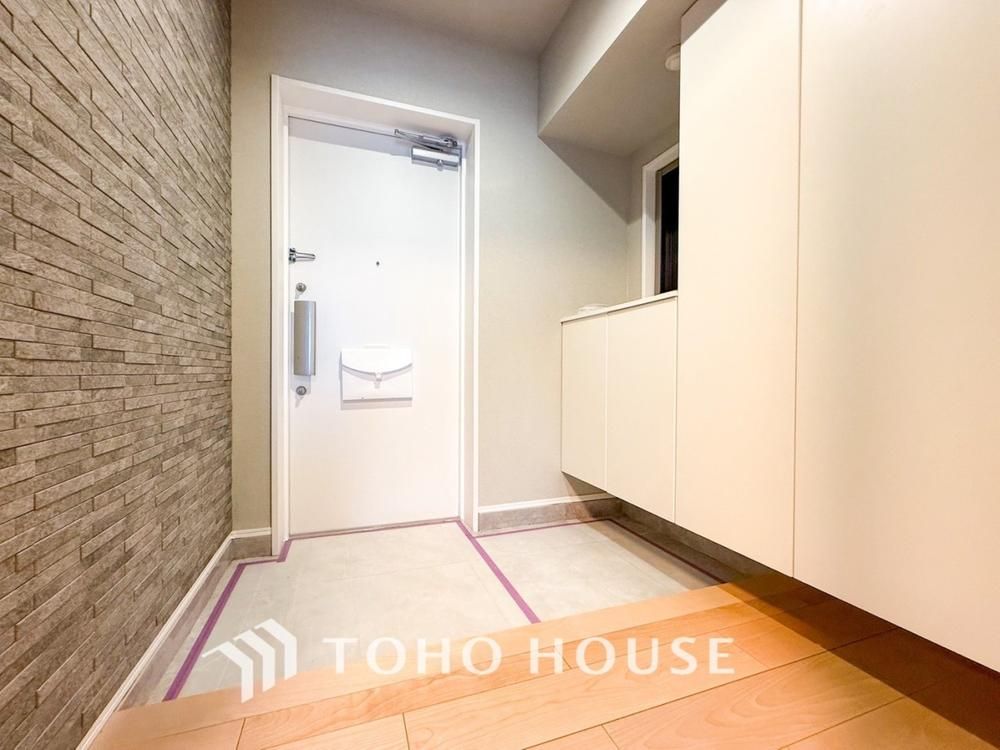 2LDK Apartment for Sale Near Sakuragicho Station, Yokohama - Thumbnail 4