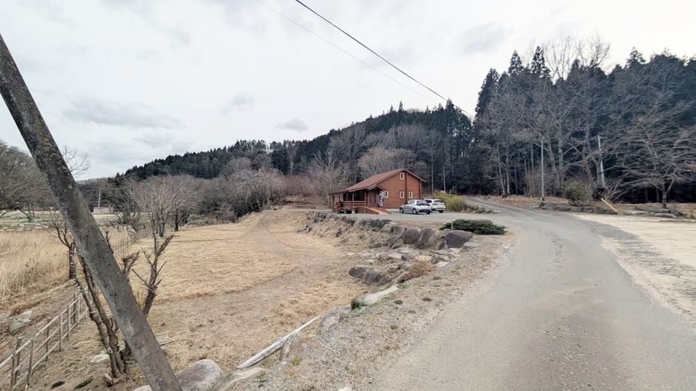 Stylish Log House with Large Lot in Iwaki City, Fukushima - Thumbnail 4