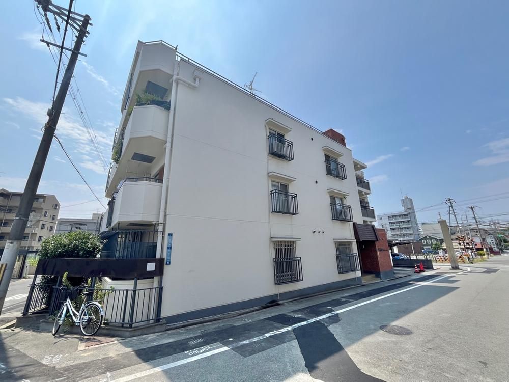 Tenjin no Mori Green Heights 2LDK Apartment for Sale in Osaka - Thumbnail 3