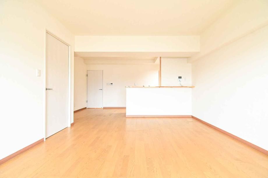 Renovated 3LDK Apartment Near Shirashi Station, Kawasaki - Thumbnail 2