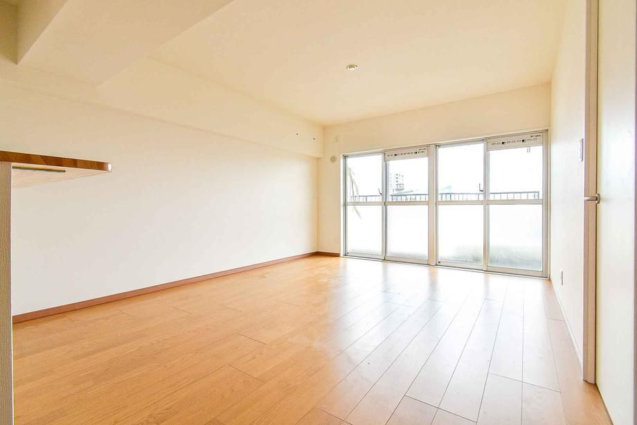 Renovated 3LDK Apartment Near Shirashi Station, Kawasaki - Thumbnail 3