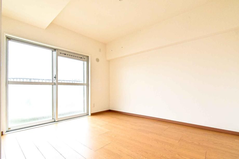 Renovated 3LDK Apartment Near Shirashi Station, Kawasaki - Thumbnail 4