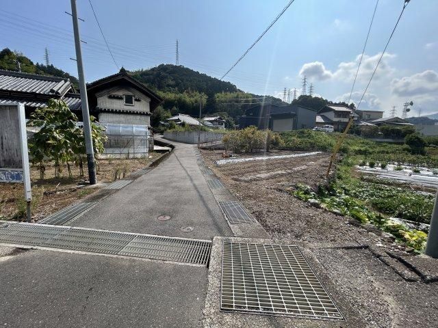 Residential Land for Sale in Soanji, Kochi City - 330 sqm - Thumbnail 2