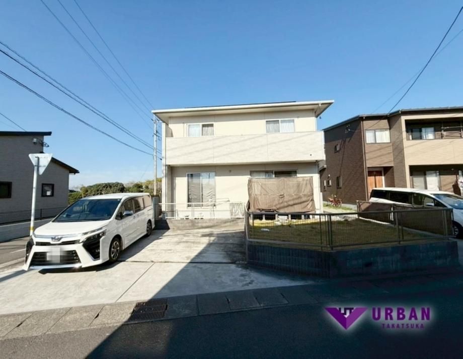 4LDK Detached House with Solar Power in Miyazaki City - Thumbnail 2