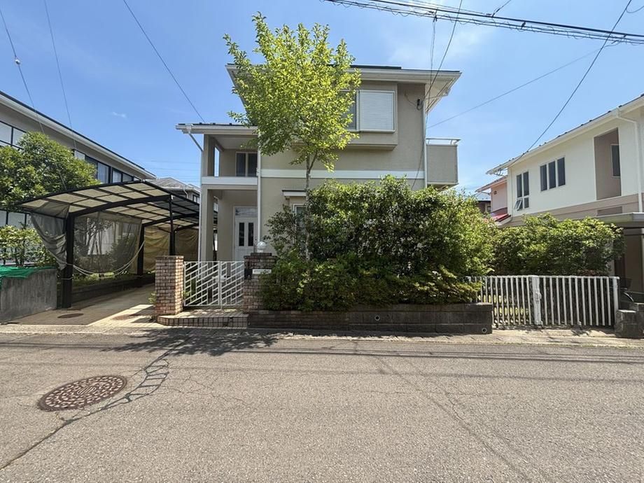 4LDK House for Sale in Minamiyoshinari, Aoba-ku, Sendai, Miyagi - Thumbnail 2
