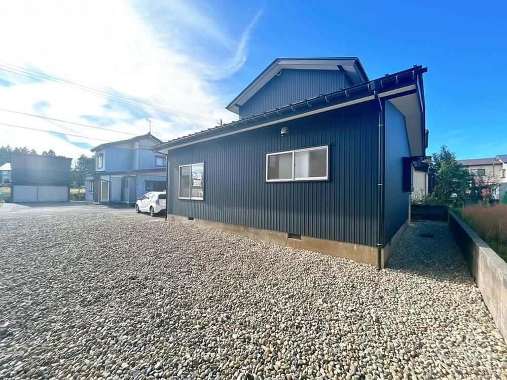 Renovated 4LDK House in Joetsu, Niigata - 95m2 - Thumbnail 2