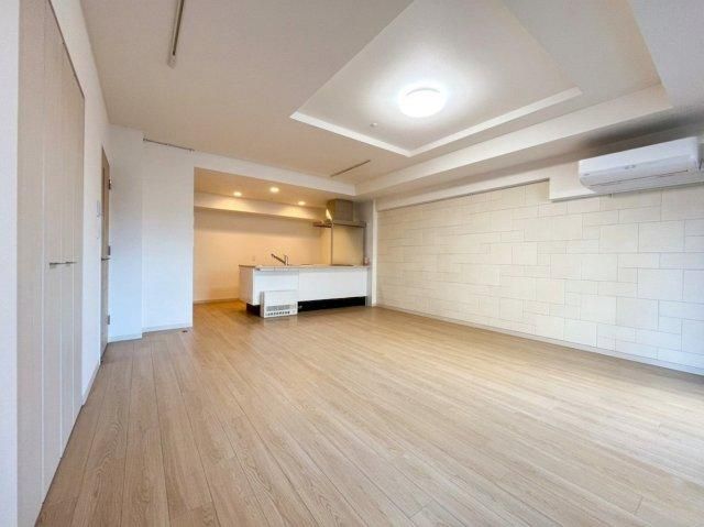 2LDK Apartment for Sale Near Hassamu Minami Station, Sapporo - Thumbnail 4