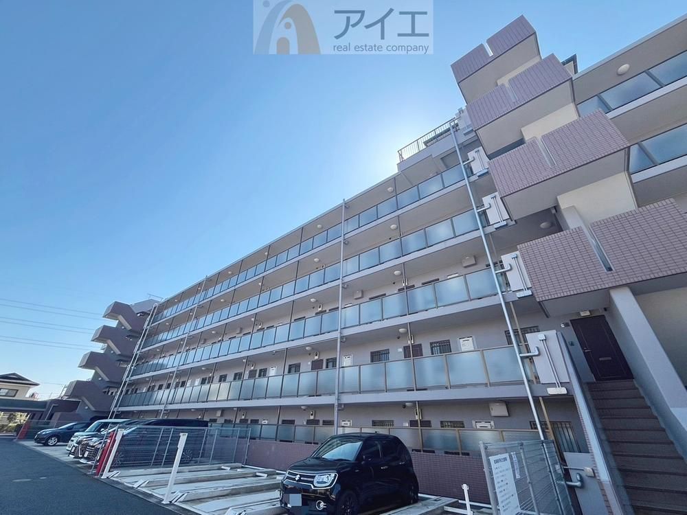 Renovated 3LDK Apartment for Sale in Kamagaya, Chiba - Thumbnail 2