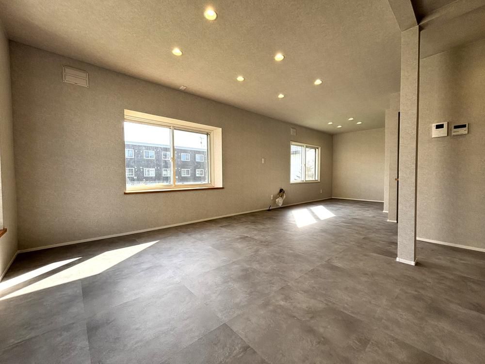 Renovated 4LDK House for Sale in Ebetsu, Hokkaido - Thumbnail 4