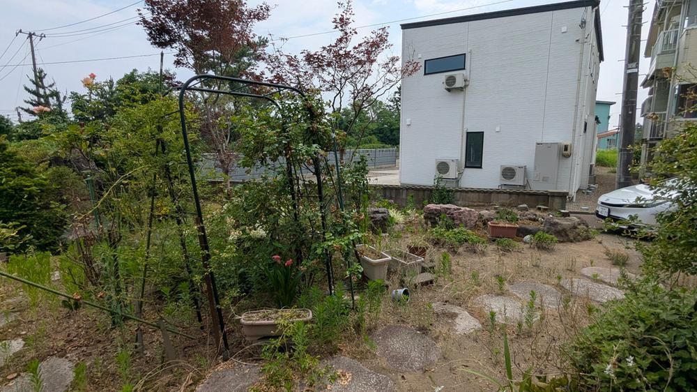 5LDK House in Joetsu City with Large Garden and Parking - Thumbnail 2