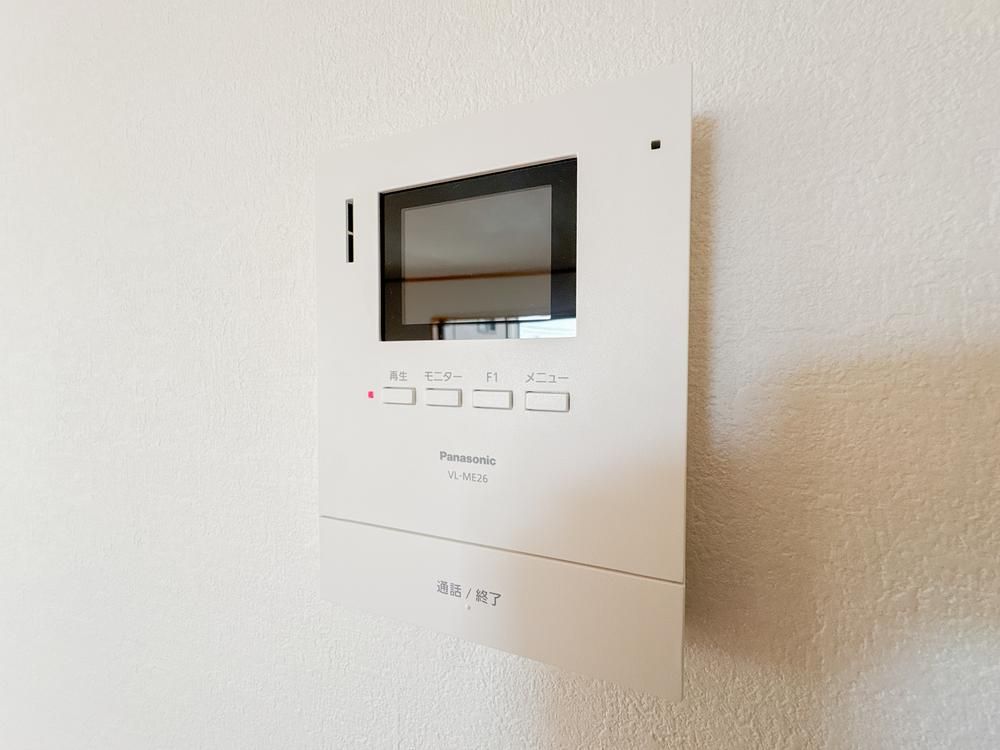Renovated 3LDK House in Tama City, Tokyo - 92.64m2 - Thumbnail 2