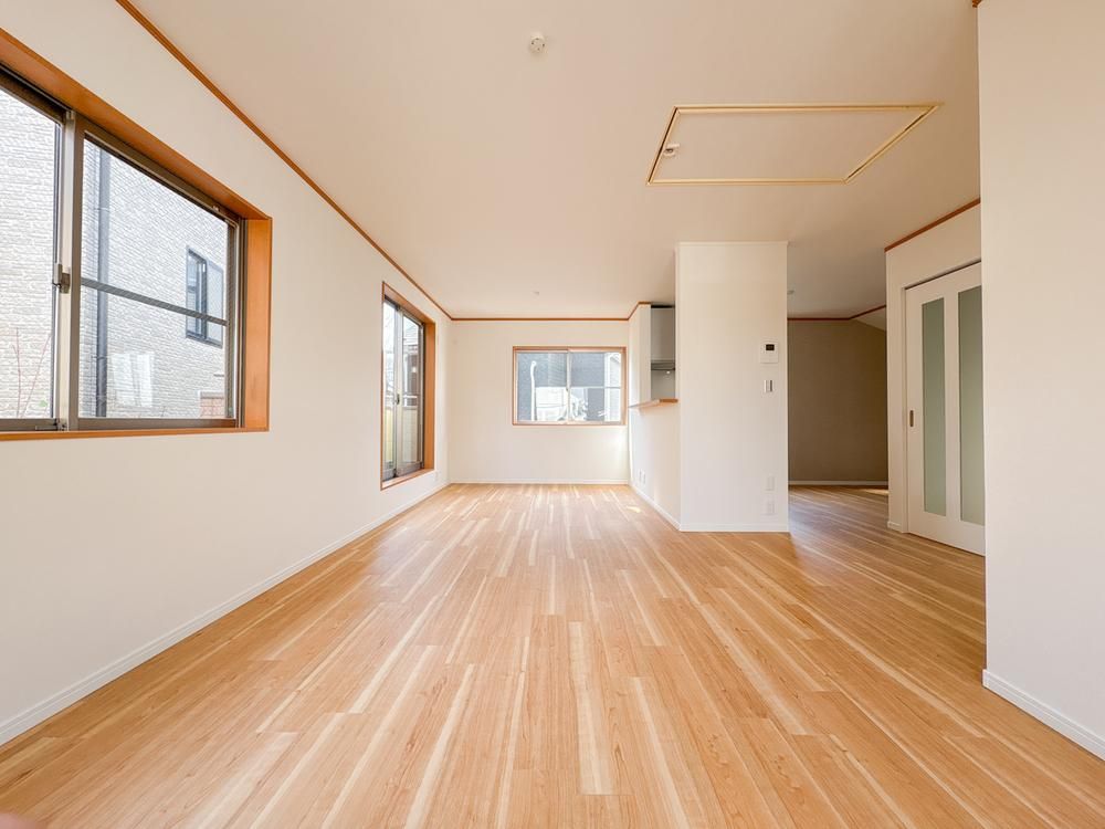 Renovated 3LDK House in Tama City, Tokyo - 92.64m2 - Thumbnail 4