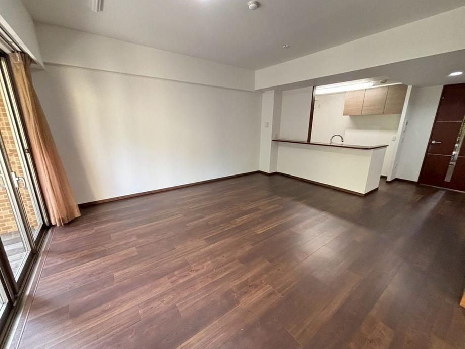 3LDK Apartment for Sale in Miyamae-ku, Kawasaki - 76.2m2 - Thumbnail 4